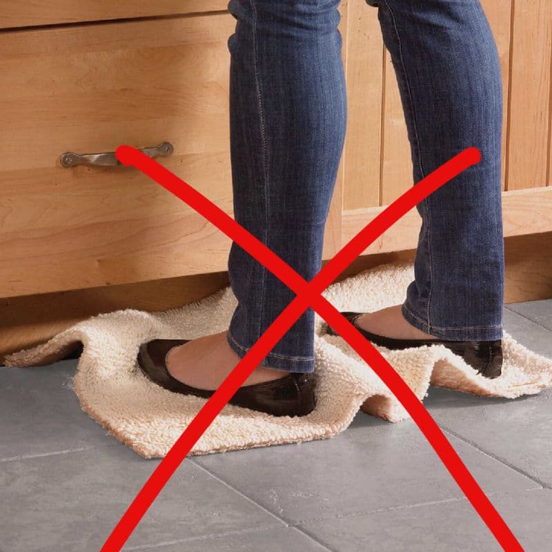 A10_tds0712_Najklejki antypoślizgowe pod dywan